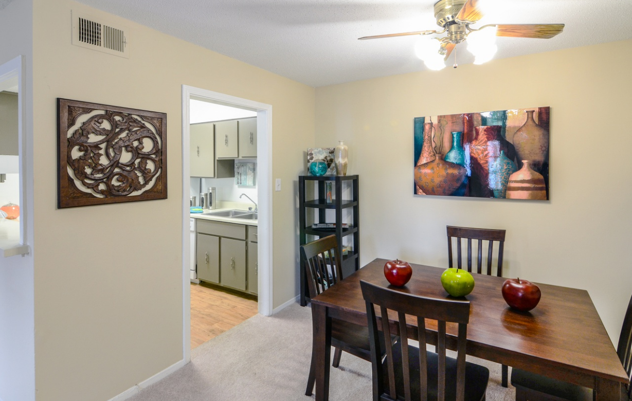 Reserve at Mount Moriah -Dining room