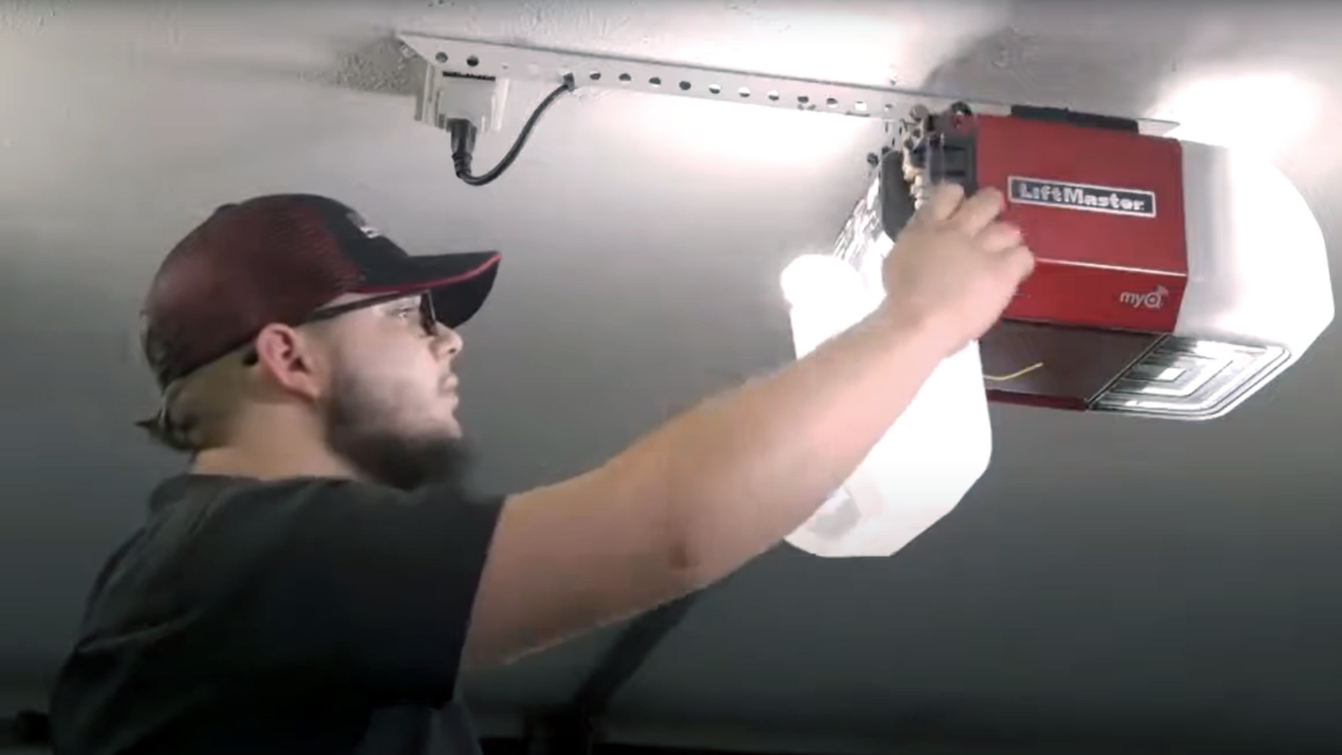 Garage Door Openers in the Brandon area and Hillsborough County