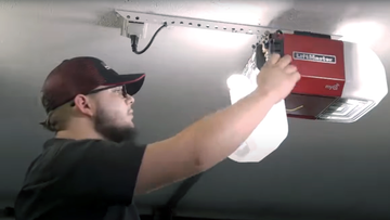 Garage Door Services in the Brandon area and Hillsborough County