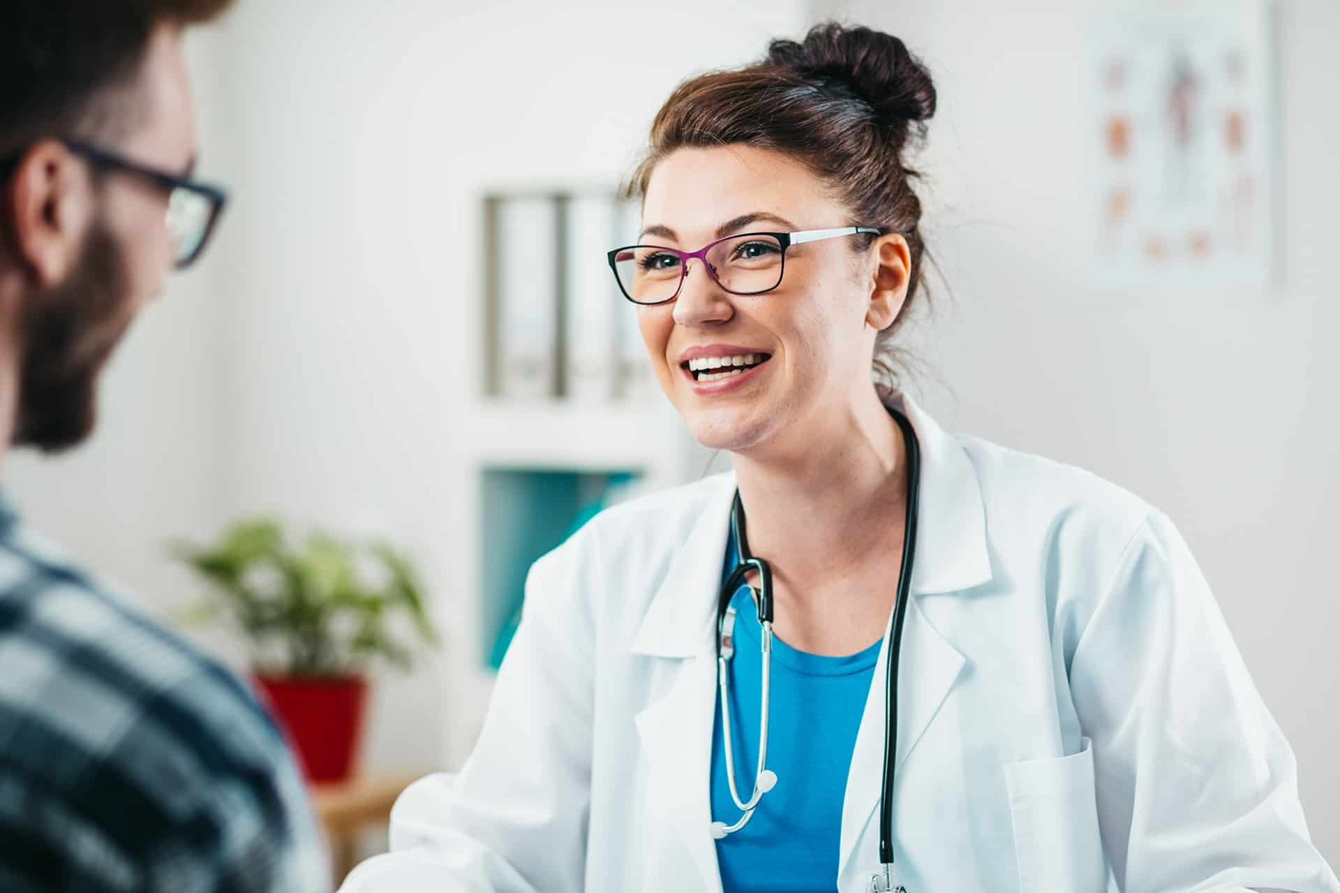 A patient gets advice from a healthcare professional near Harrodsburg and Lawrenceburg, Kentucky (KY)