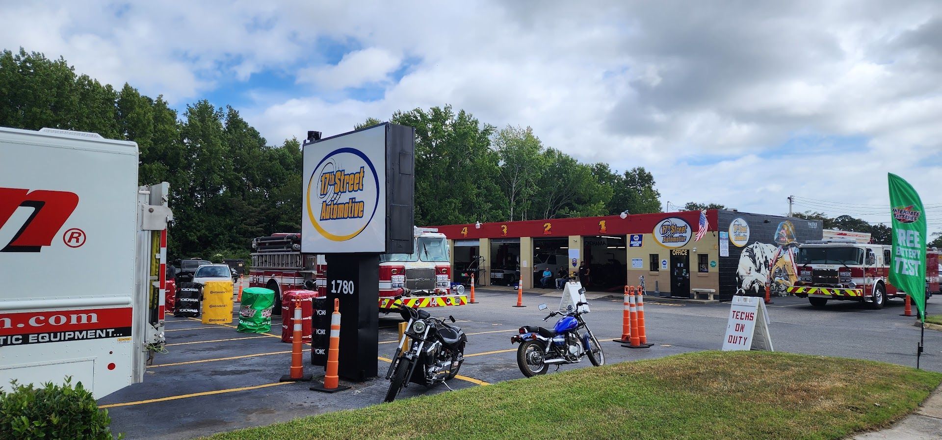 Gallery Image | 17th Street Automotive