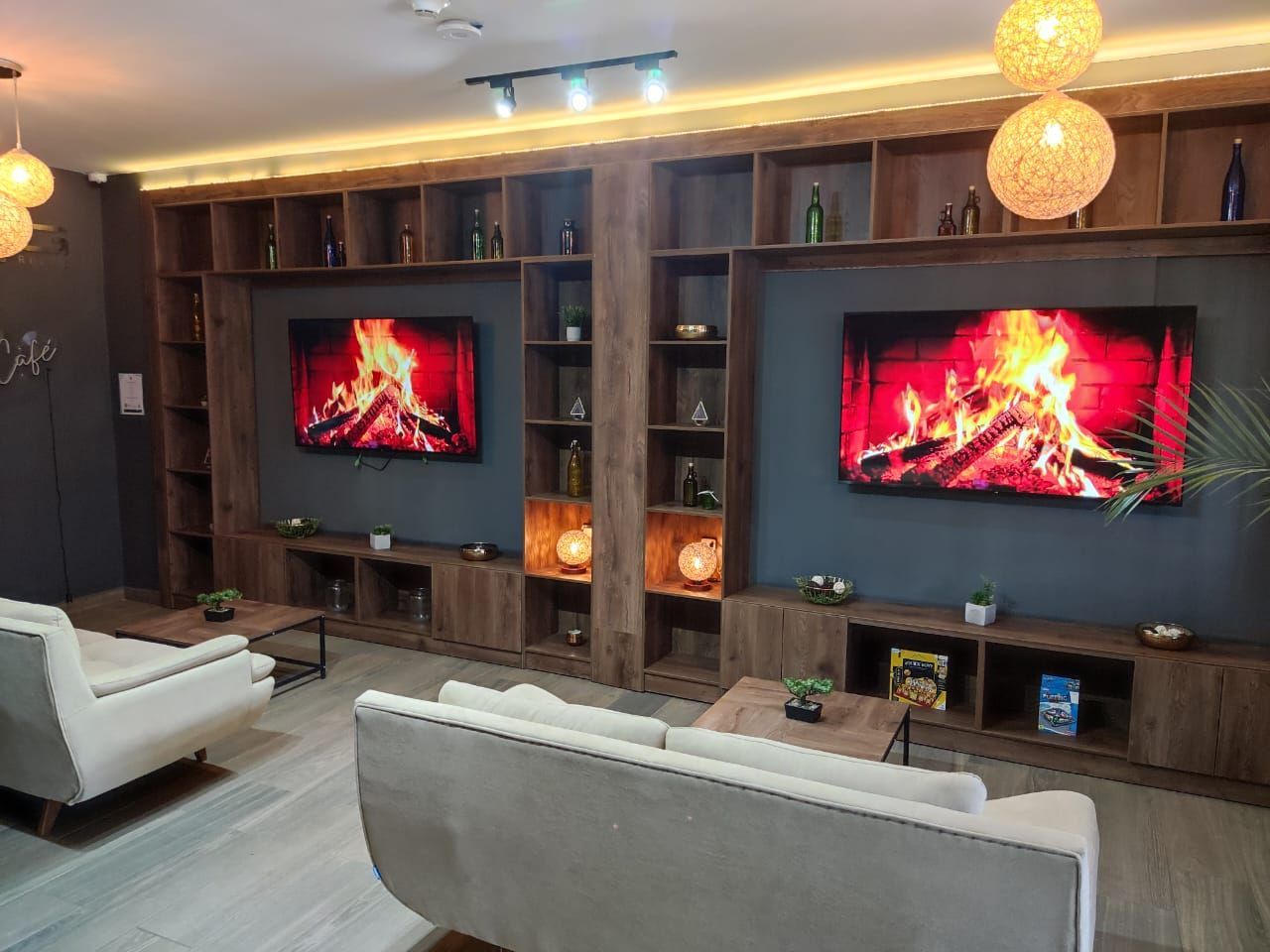 Lobby del hotel XLIVING en el distrito creativo de san felipe