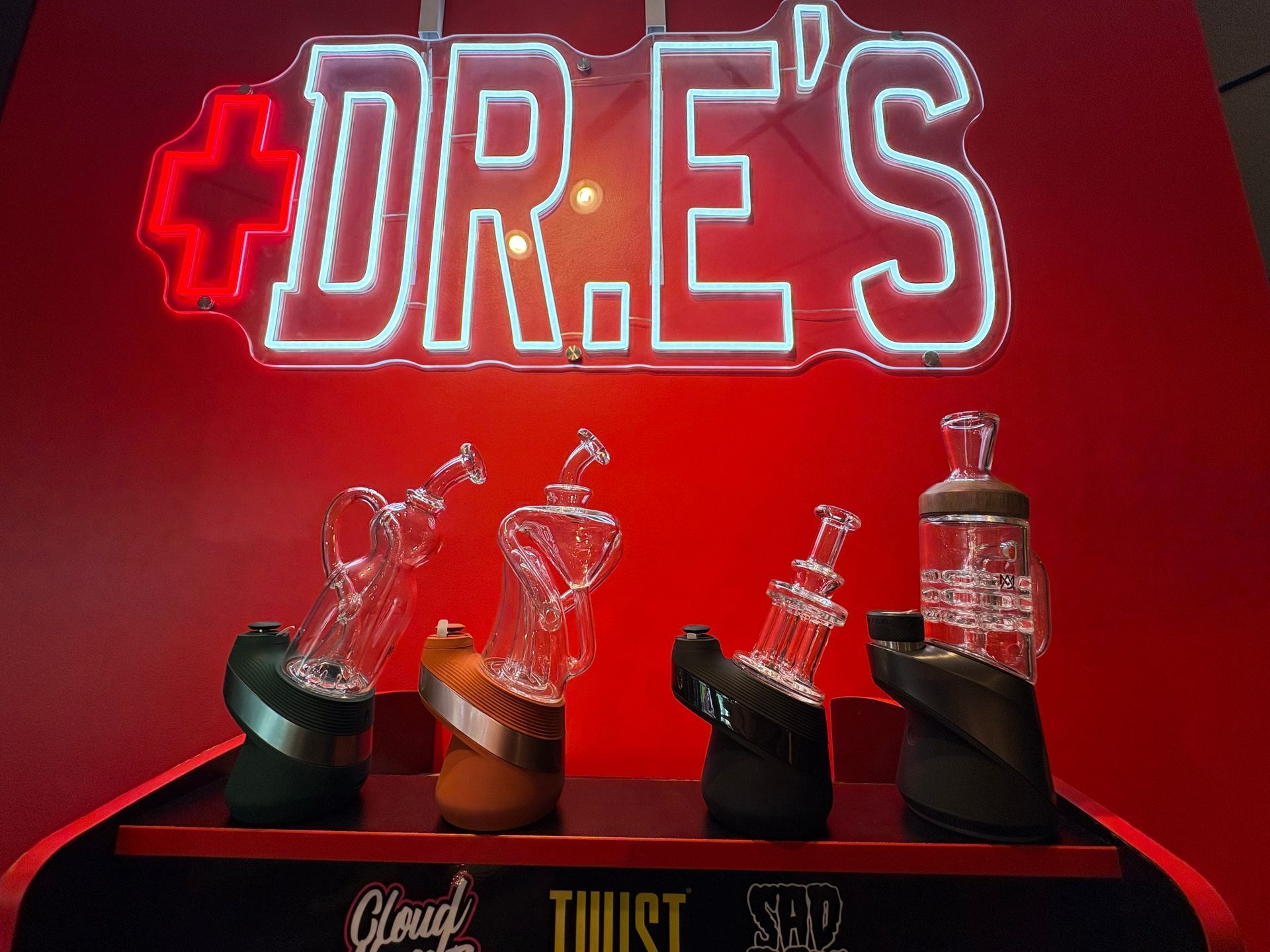Dr. E's Smoke Shop Lobby Dr. E's Smoke Shop Lobby
