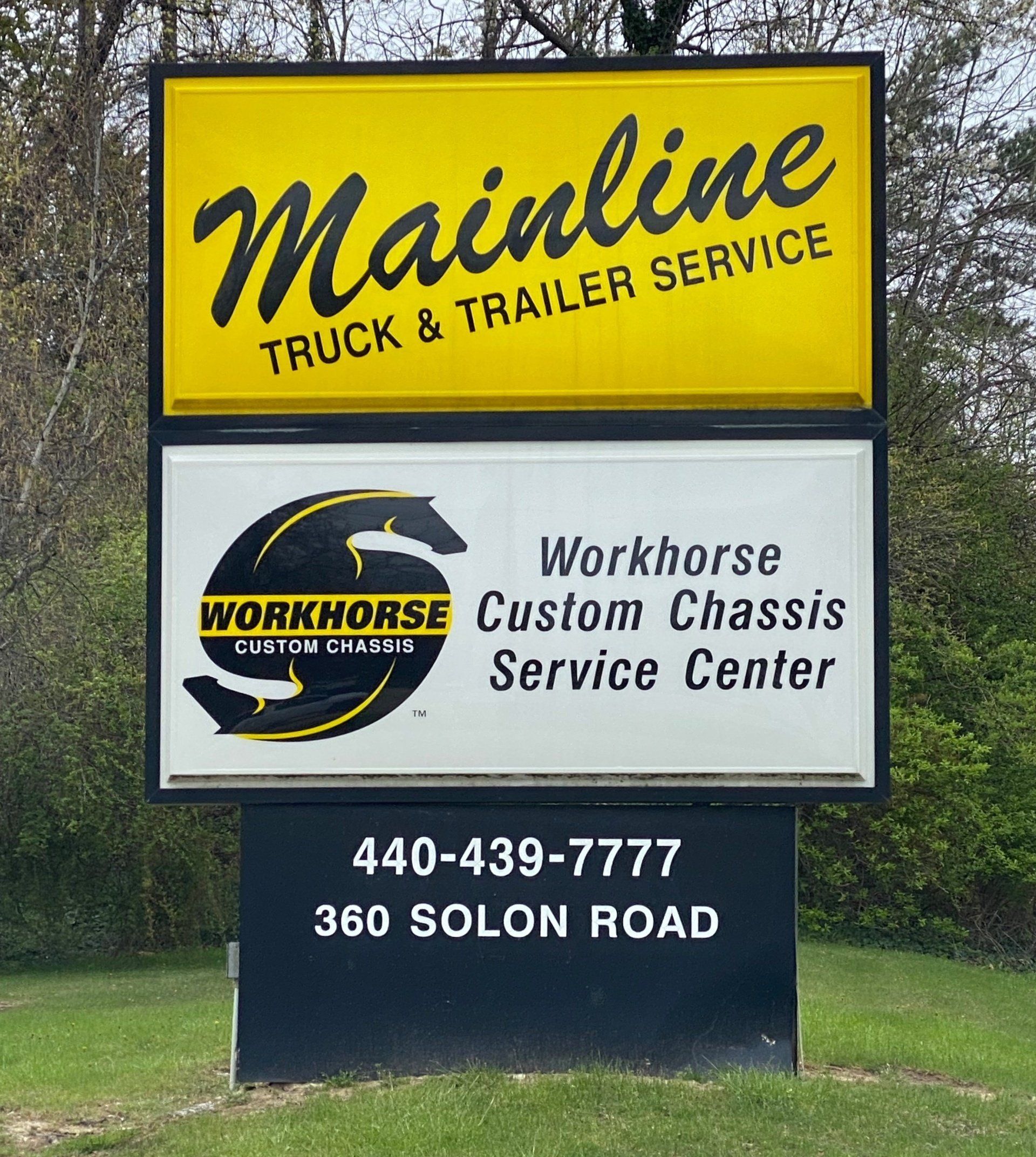 Mainline Truck & RV sign