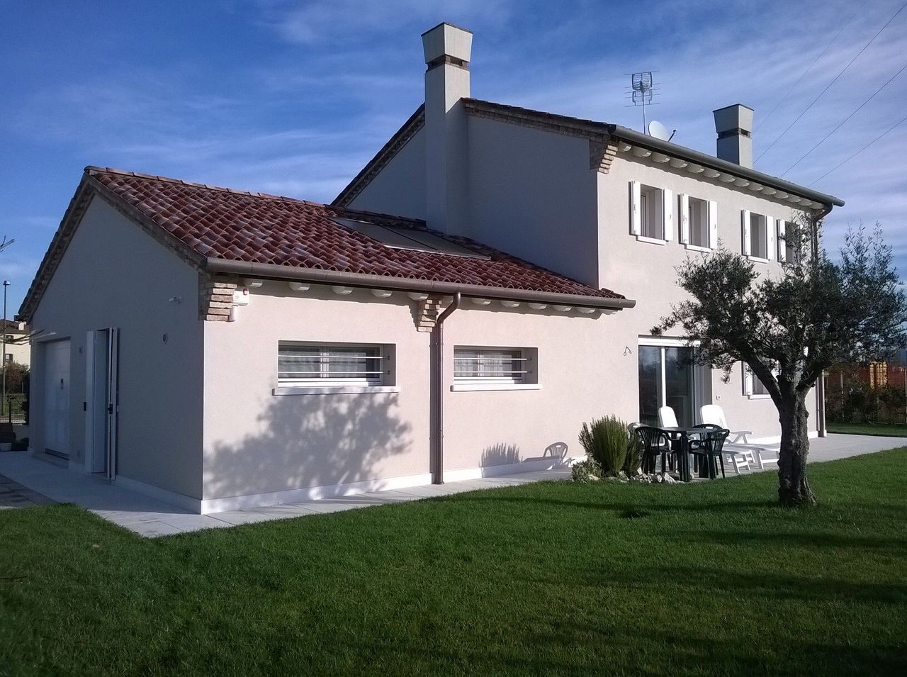 VARI CANTIERI