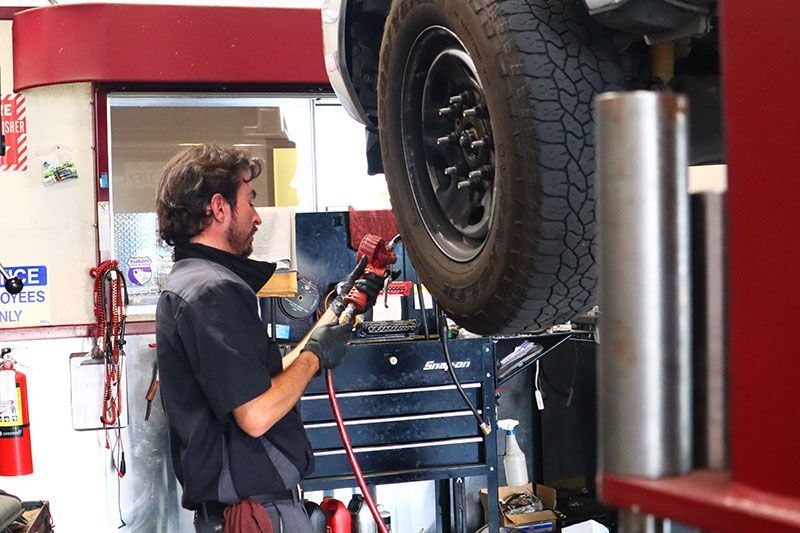 Tire Service | Doral's Auto Repair