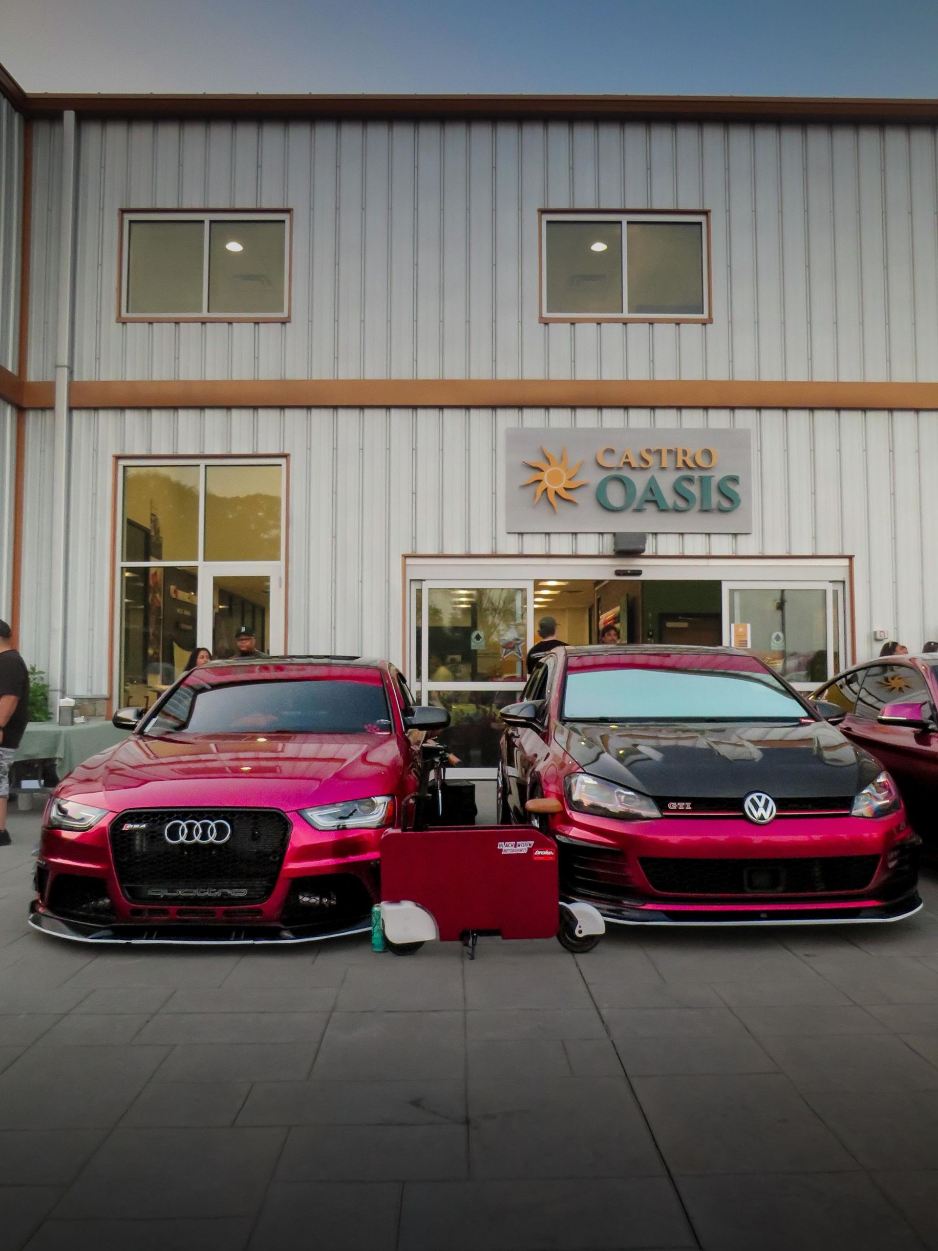 Castro Oasis x Bimmer Girls Pink Car Meet 