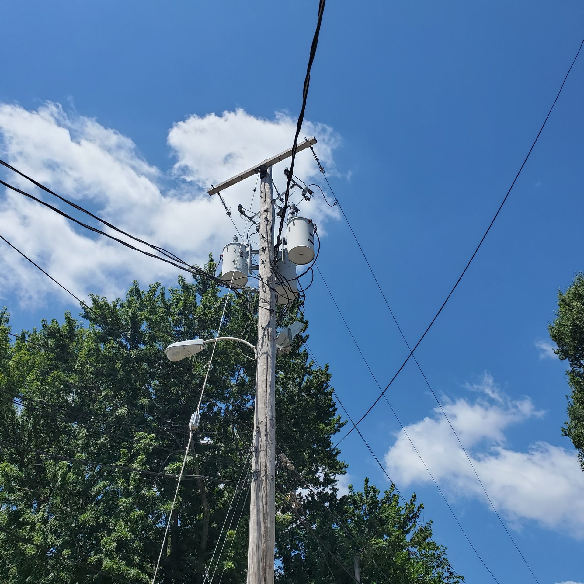 Electrical wiring from the electrical poll