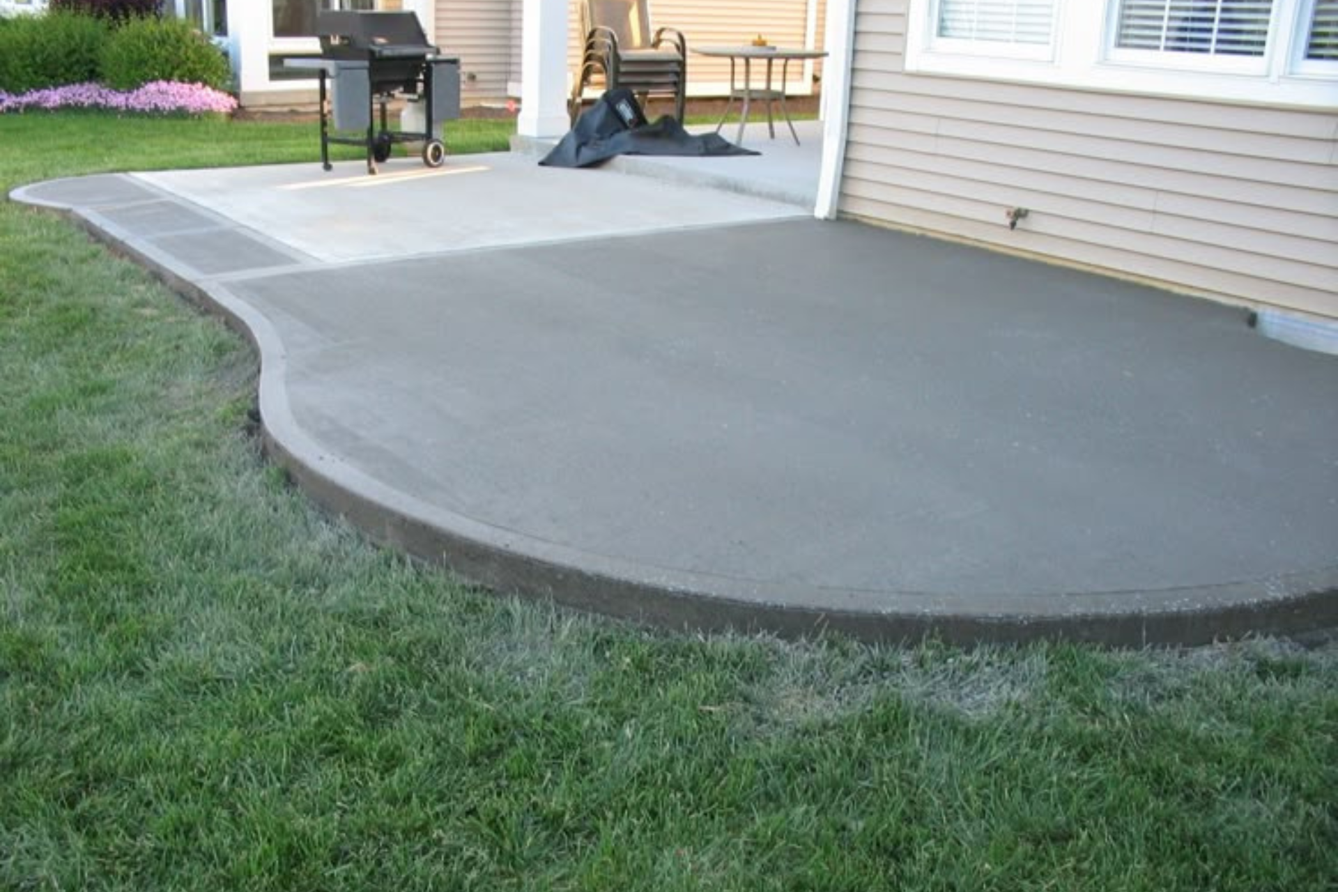 concrete patio melbourne
