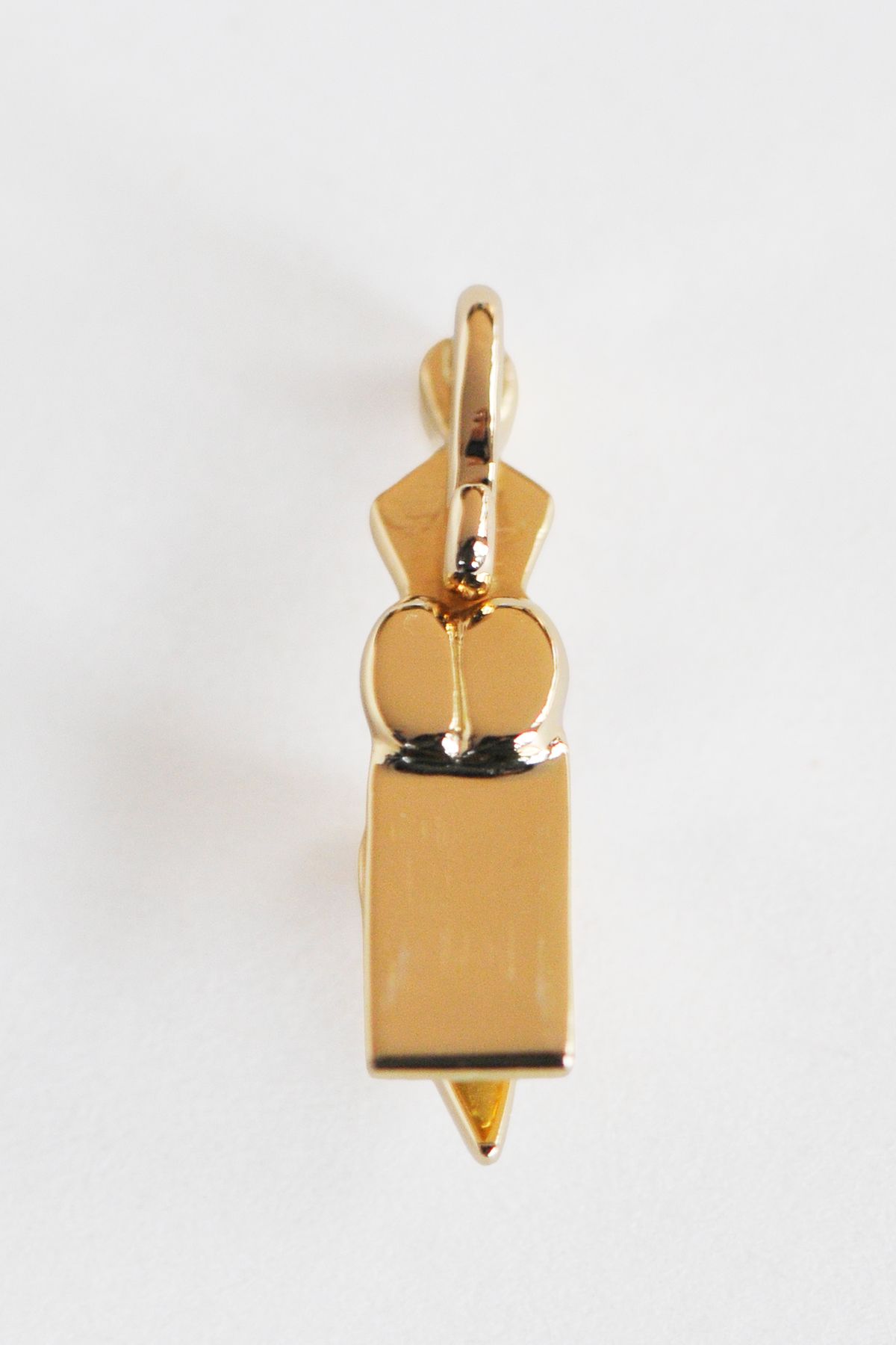 1. Vrouw-veerhanger achterkant