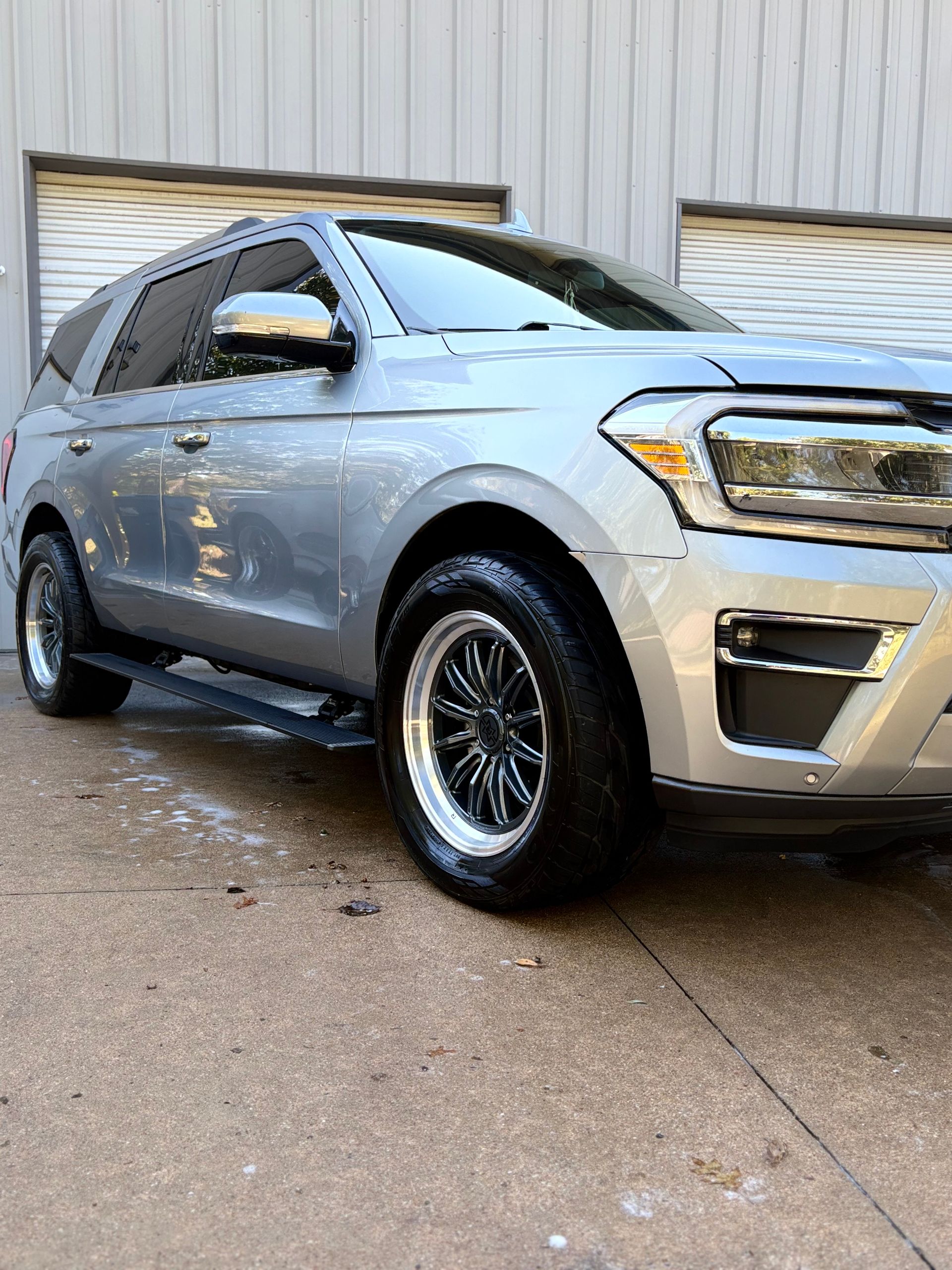 Exterior SUV Detail Burleson, TX