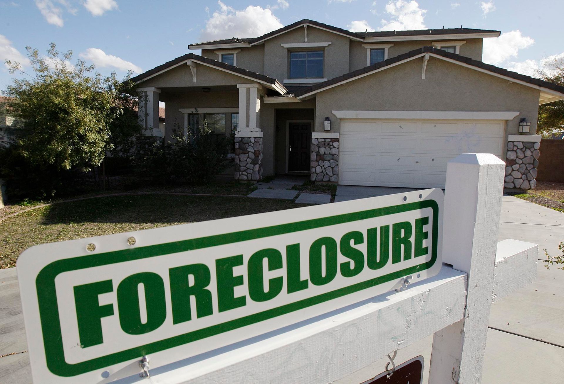 www.FreshStartMortgageRelief.com Stop foreclosure. Save your credit. We take over and you move on.