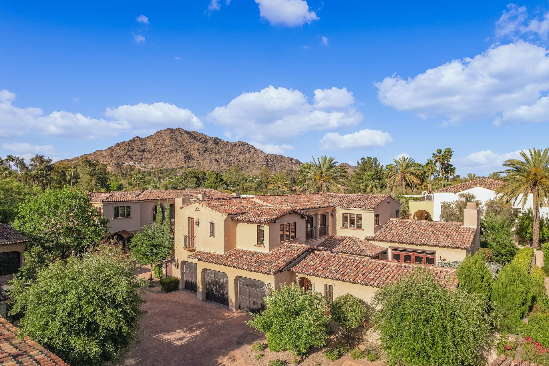 Valley Villa