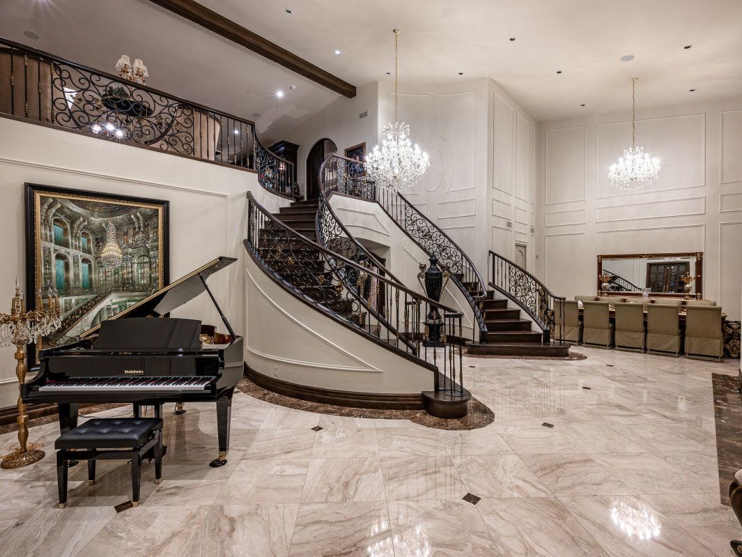 masterful blend of timeless design, innovative features, and personalized touches