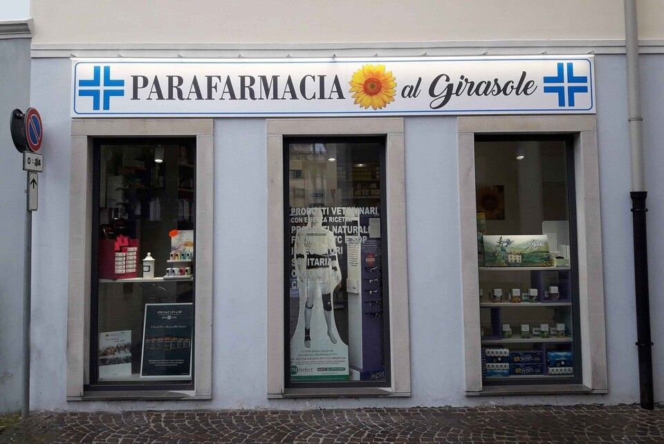 insegne luminose in Friuli per parafarmacia