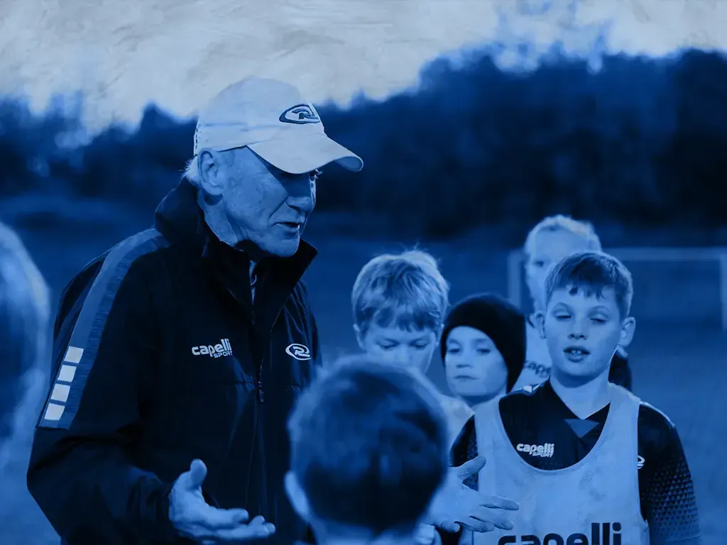 Blue-toned soccer team collage with three players in striped jerseys and the word “REACH” logo