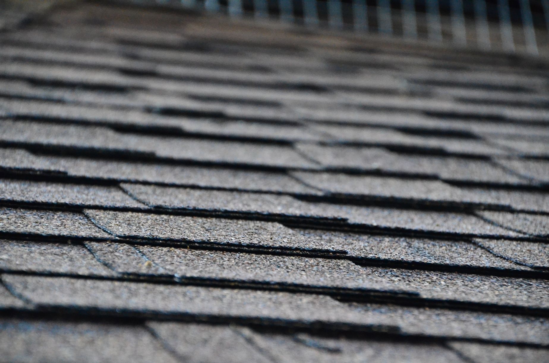 art roofing design using black rectangles