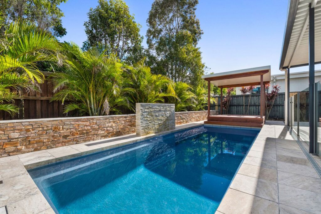 Flham Pools Fiberglass Pools | Gainesville, Florida | Florida Leisure Pool & Spa