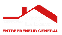 Logo de toit de maison rouge avec le texte « ENTREPRENEUR GÉNÉRAL » en rouge et noir
