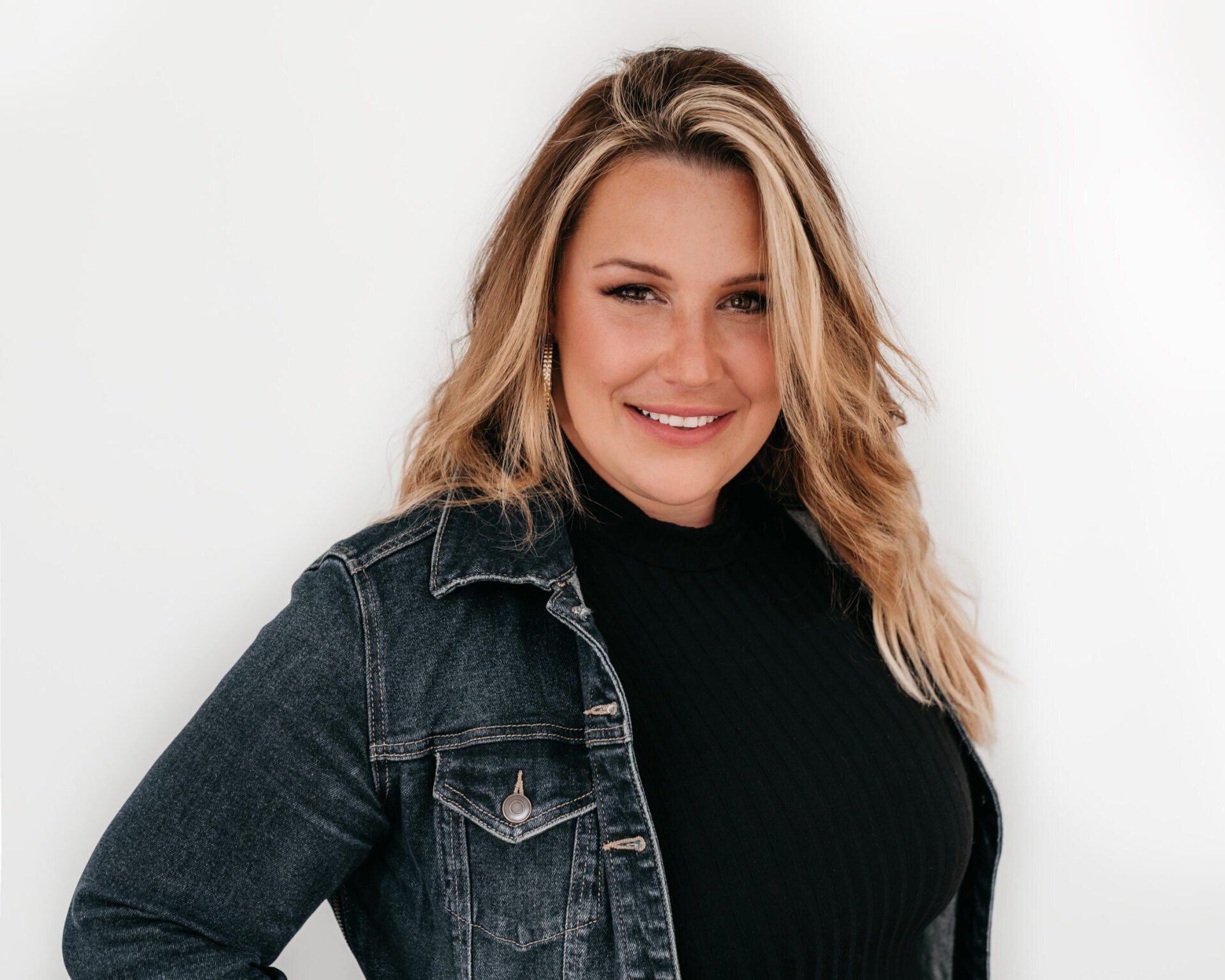 Headshot for Realtor