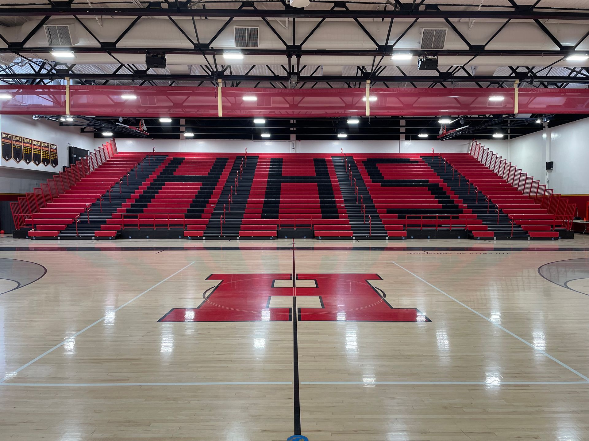 Interkal | Hemet HS Blackout Telescopic Bleachers