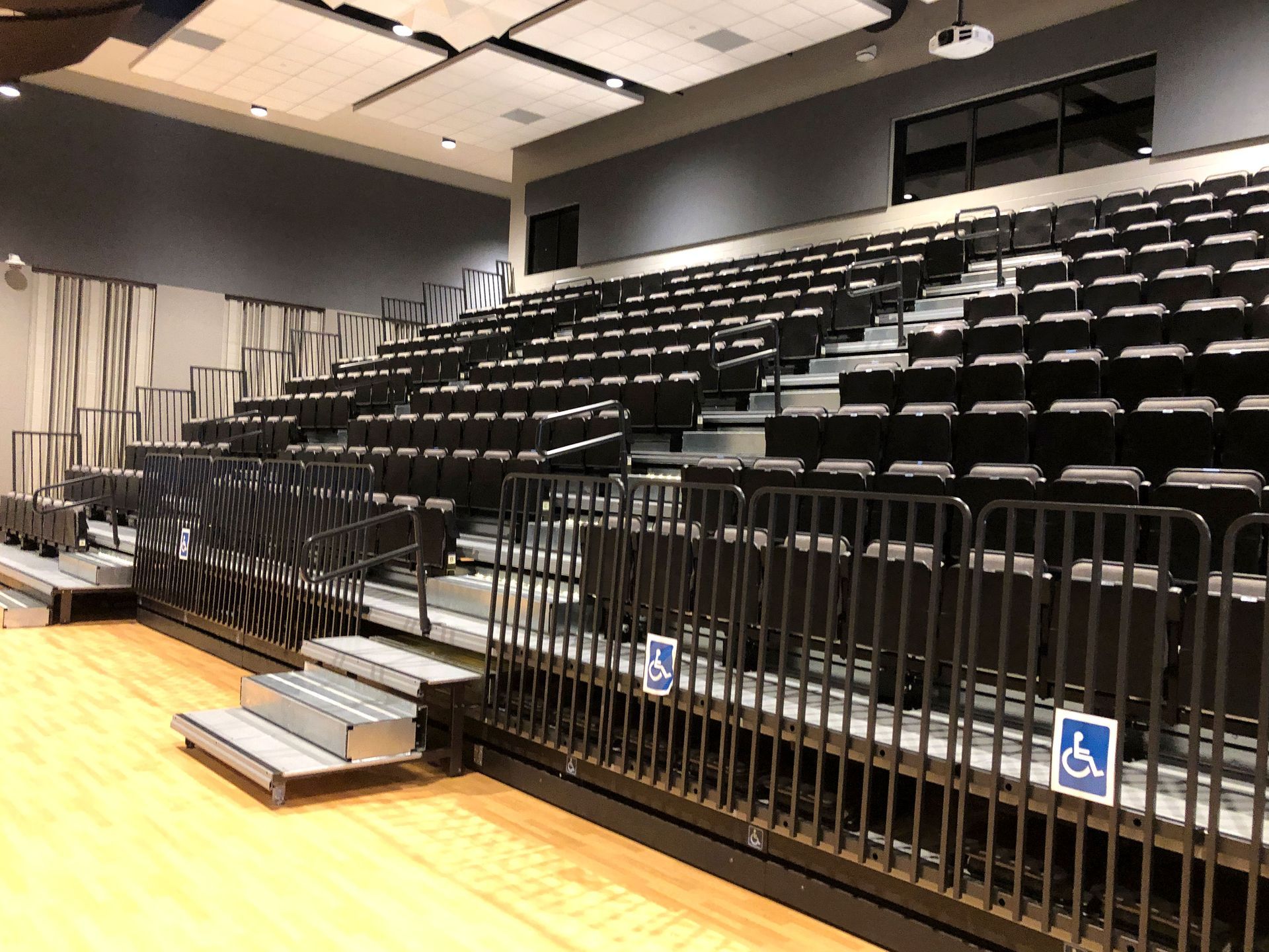 Wide-Format Premier Platforms use our UNITED Platform Chairs, complete with aisle lighting and vinyl end curtains.