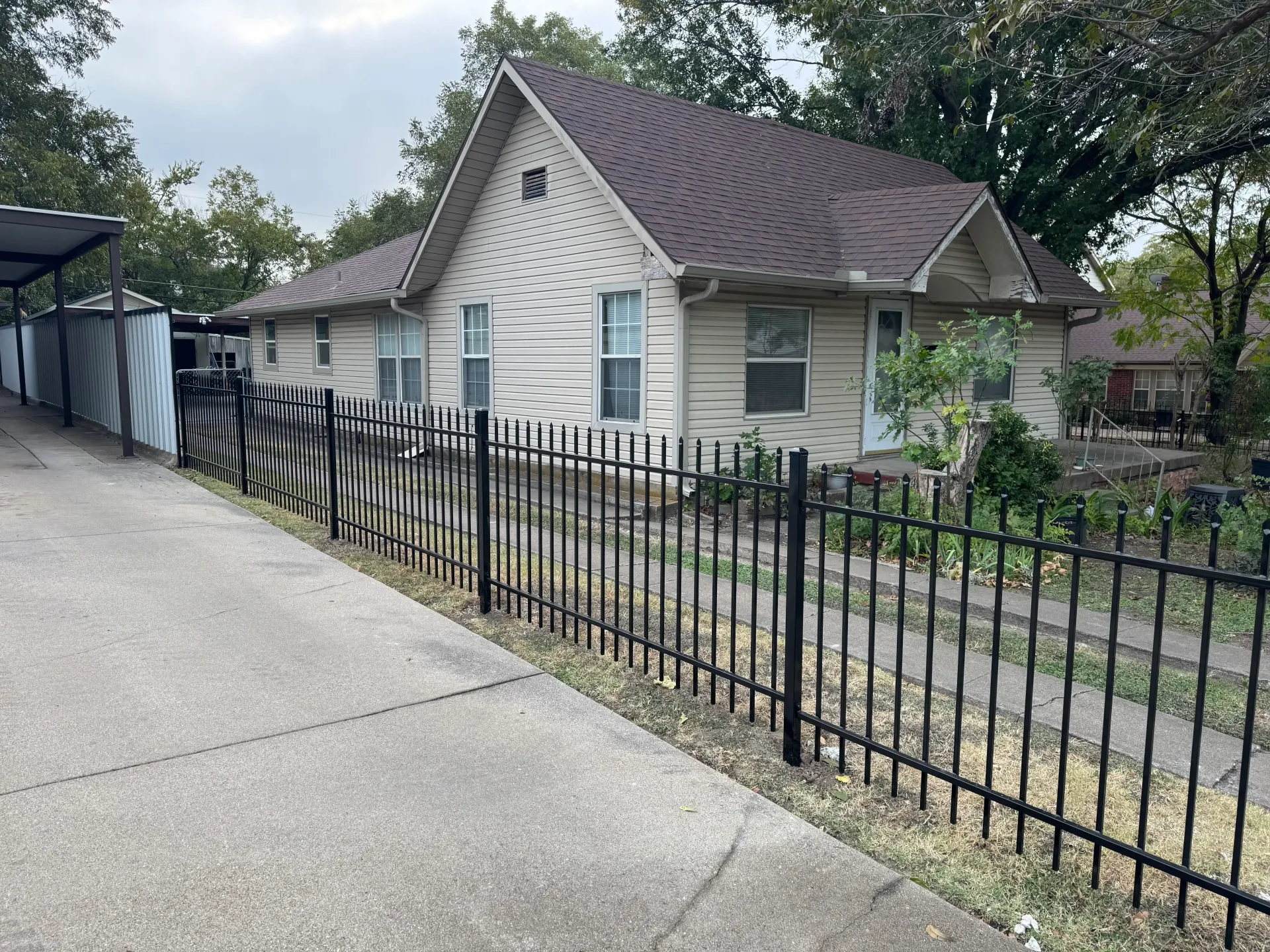 Iron and Verified Metal Fencing