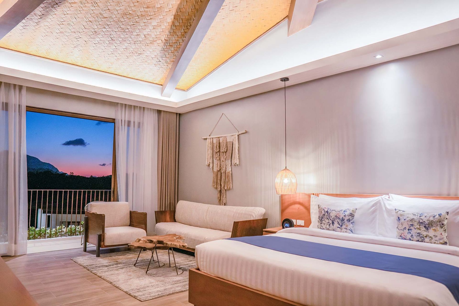 Premier Room 