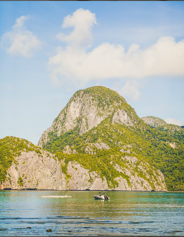 Scenic limestone karst islands with turquoise waters in El Nido Palawan