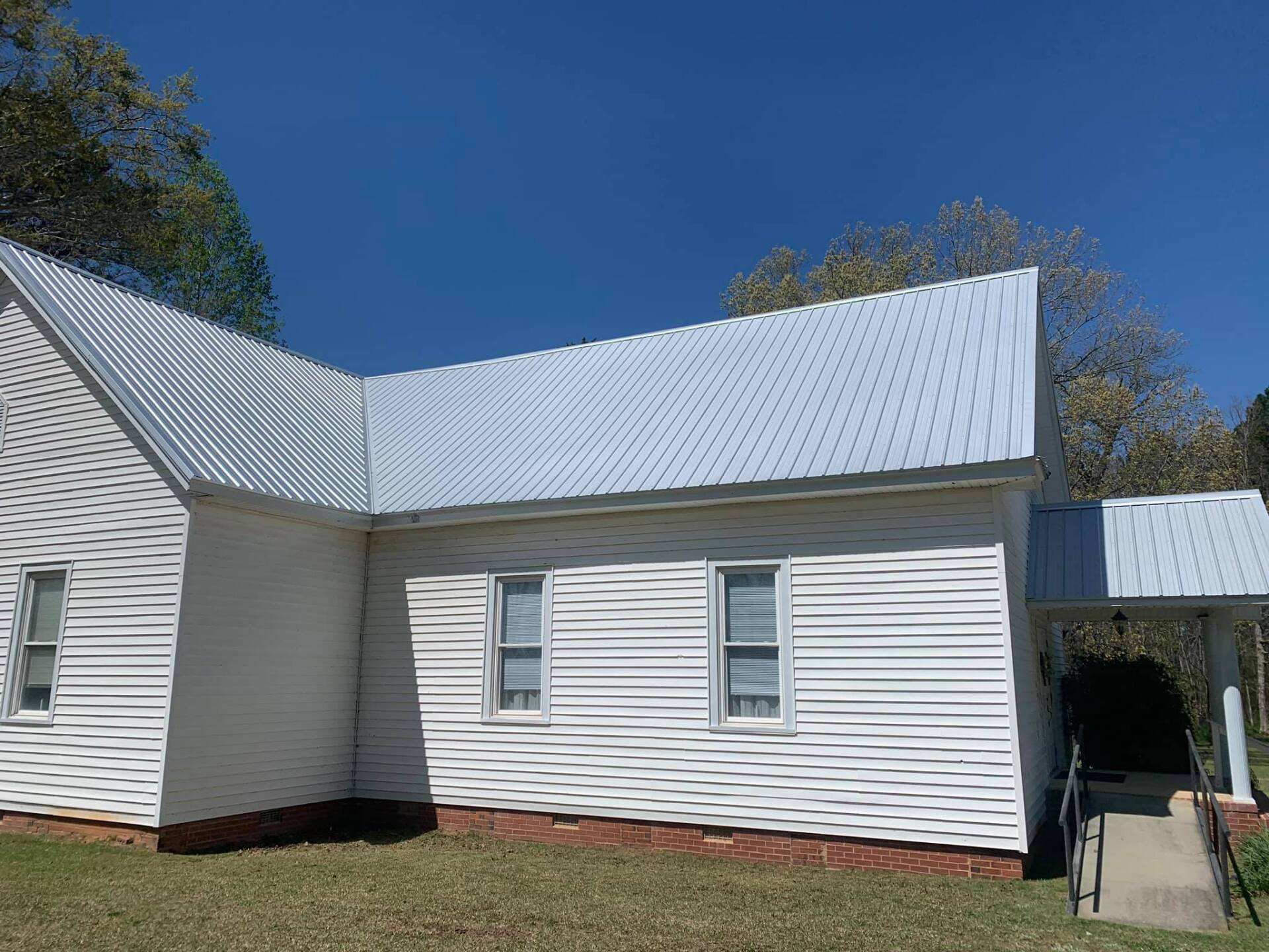Amazing House Sidings — Greenwood, SC — Roofing Unlimited & More
