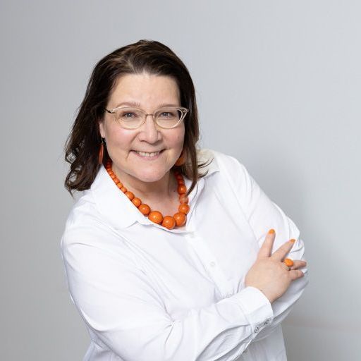 Uravalmentaja ja hyvinvointivalmentaja Jenny