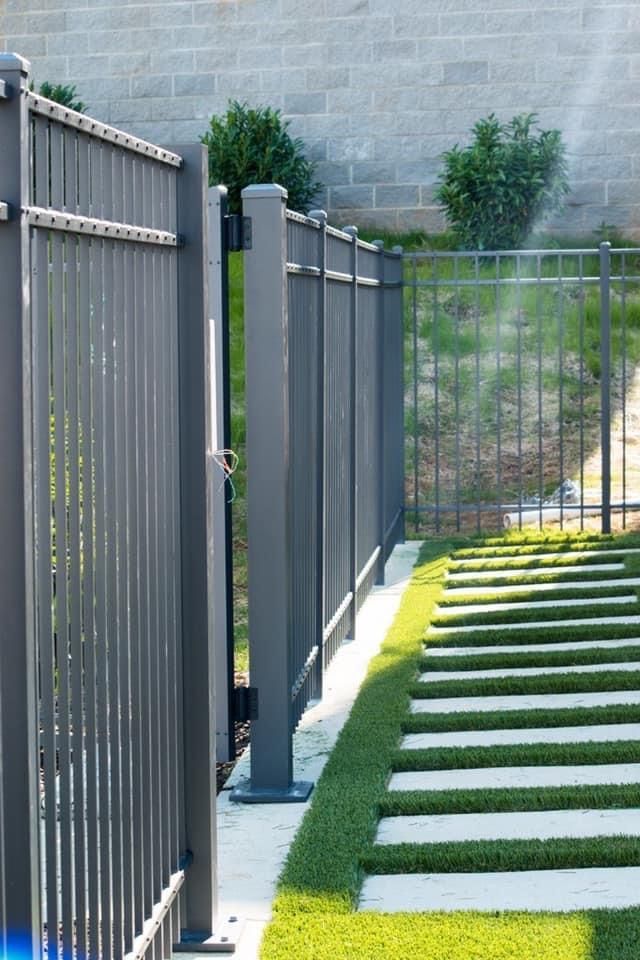 Basic Mid Rail - Cookeville, TN - Security Fence Basic Mid Rail - Cookeville, TN - Security Fence