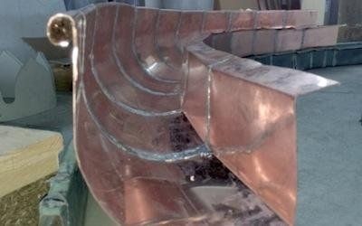 articolo di lattoneria per tetti