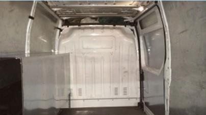 rivestimento interno di un furgone