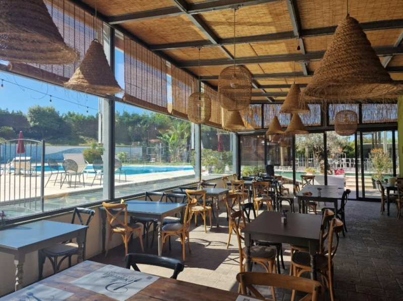 ristorante con vista piscina a roma