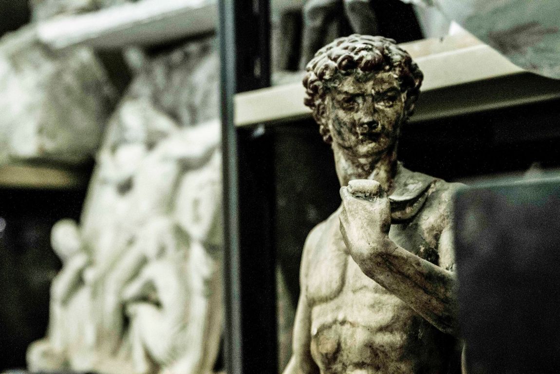 scultura di bambini