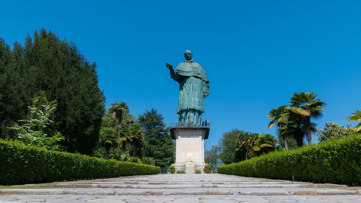 statua san carlo