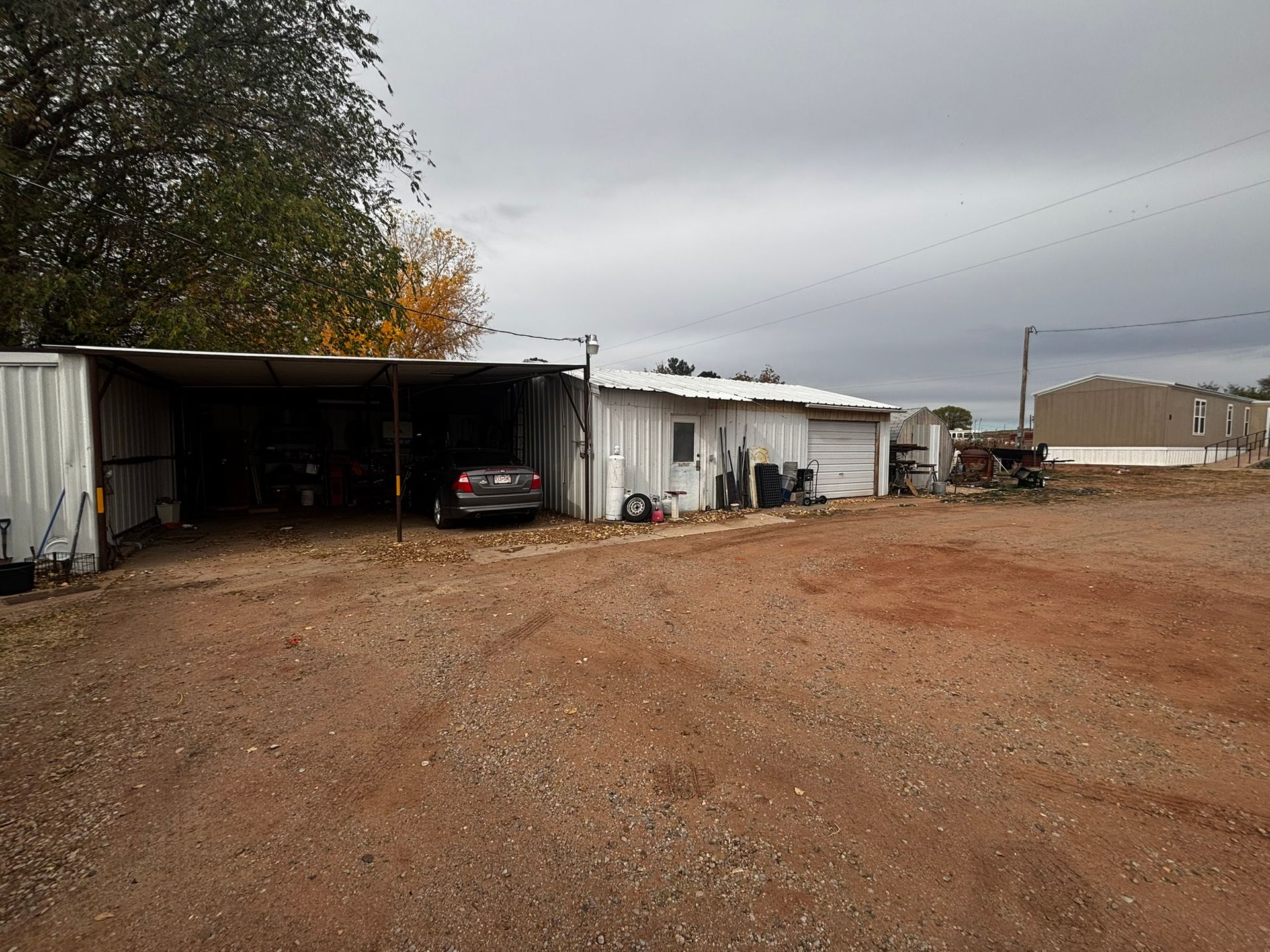 Home, Metal barn, horse stalls, container on 20 acres