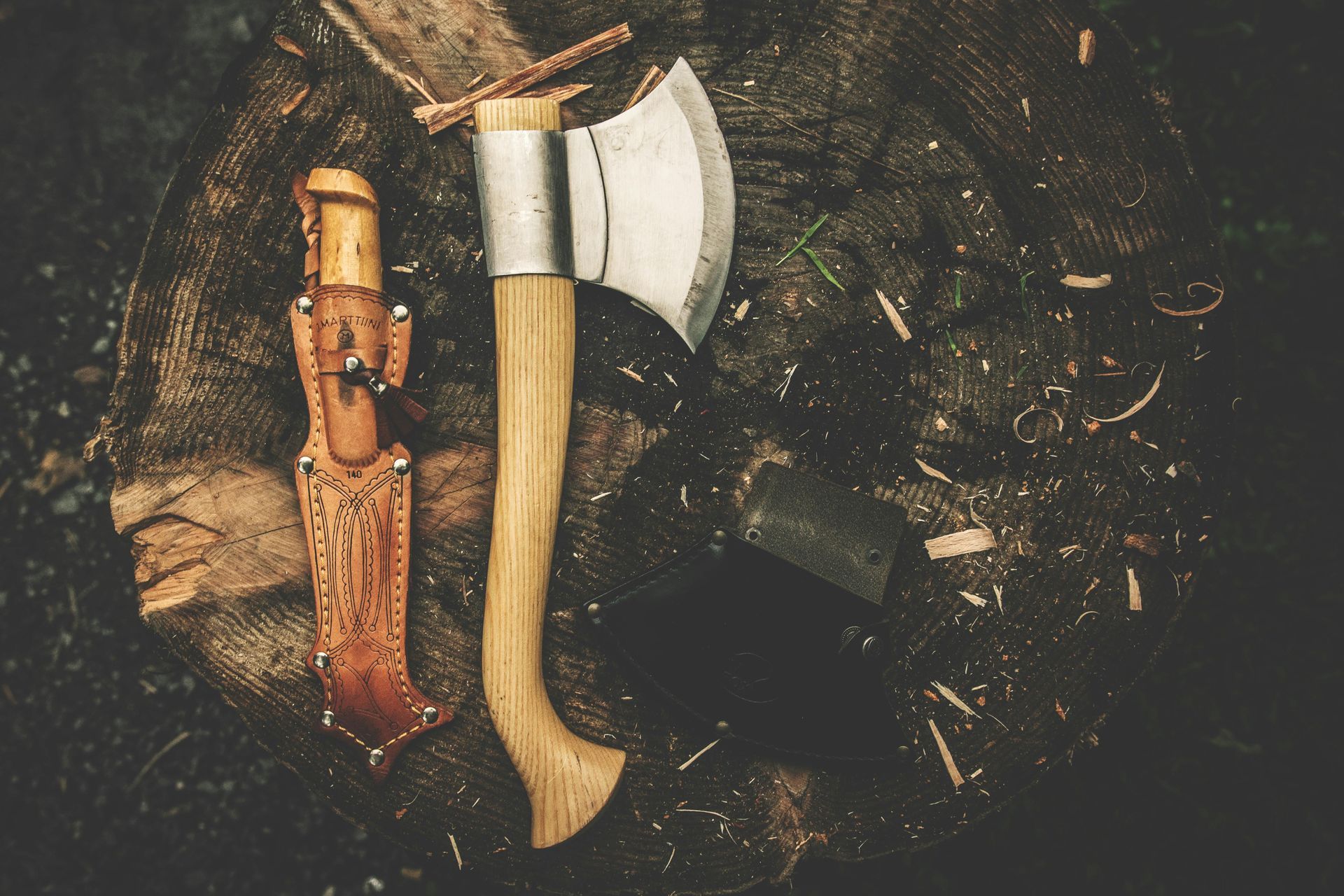 guns and weapons