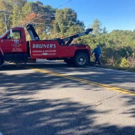 Red tow truck, 