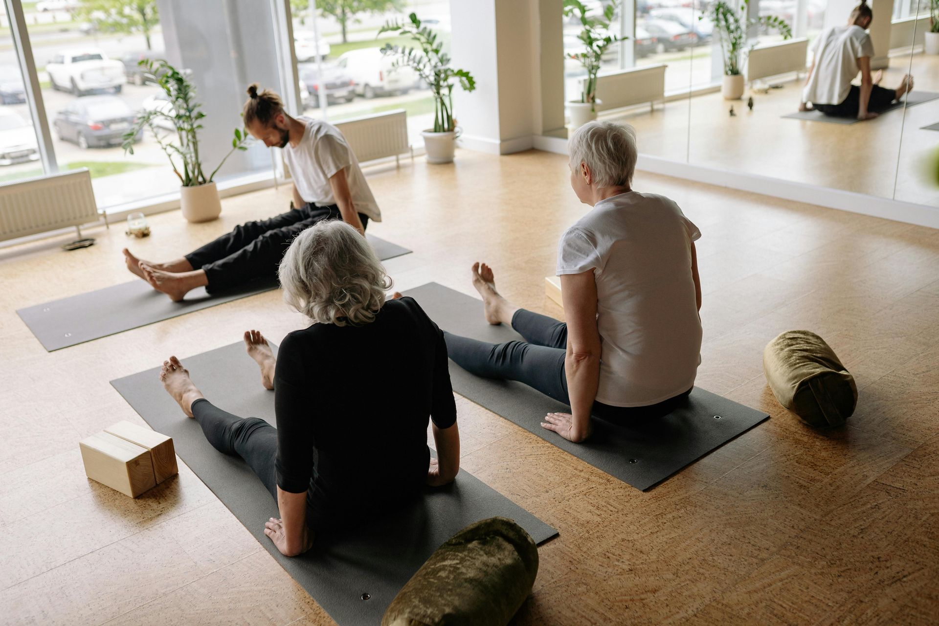 Chair yoga in Dallas for Seniors