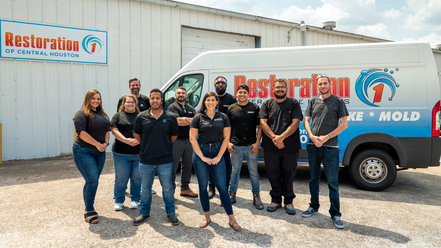 restoration 1 of central houston team members