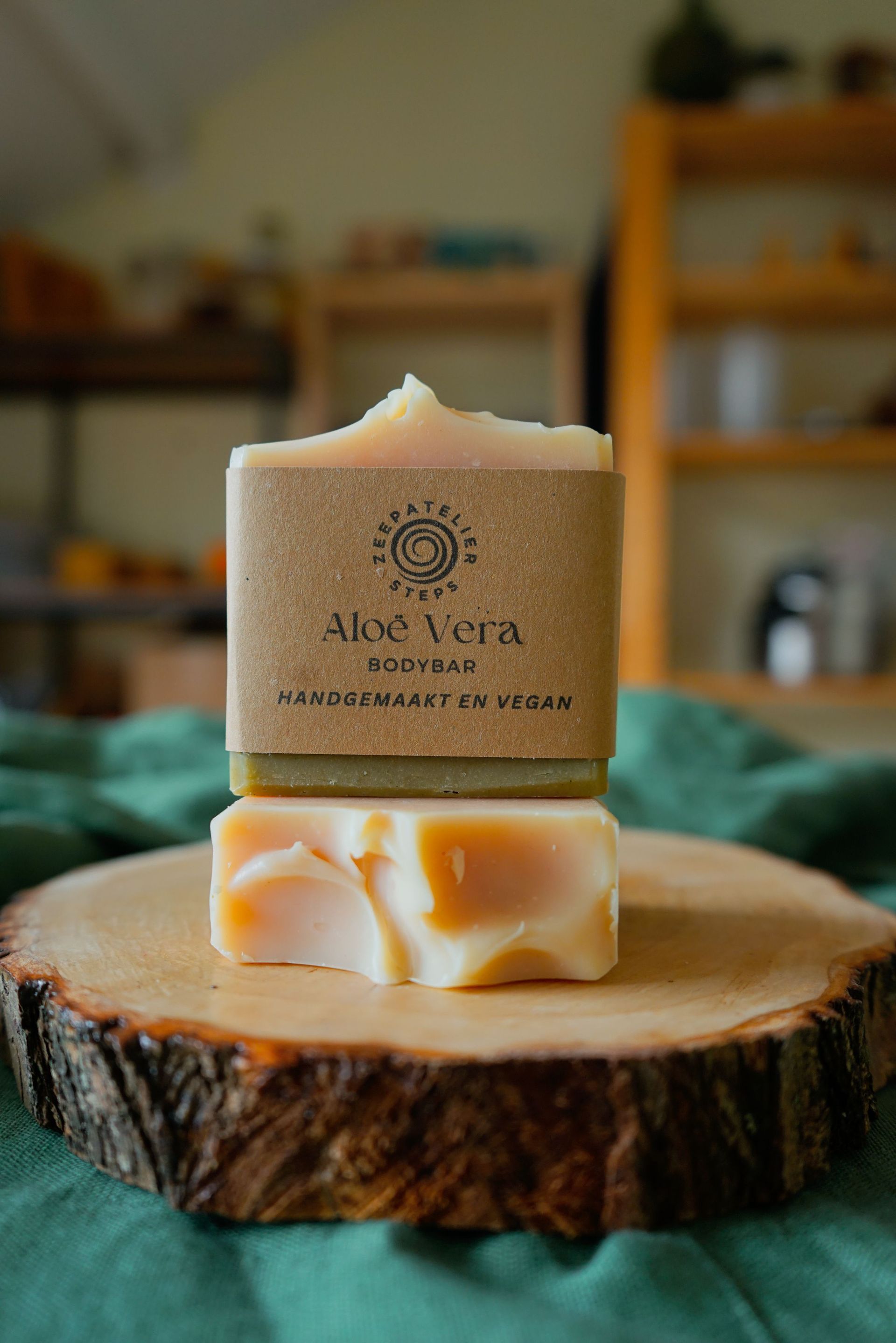 Aloë vera - bodybar. Zeep gemaakt met Aloë vera sap, hydraterend voor je huid.