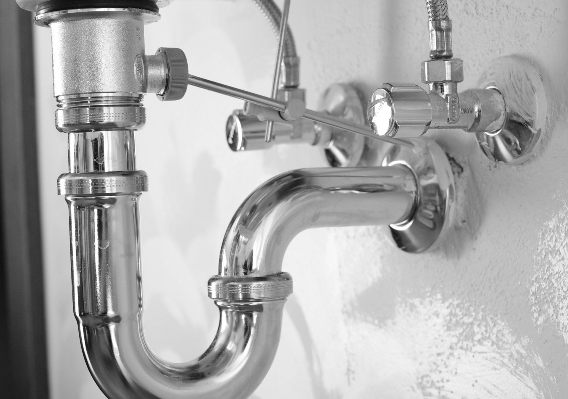 Sink siphon ━ Wichita, KS ━ Singleterry Plumbing