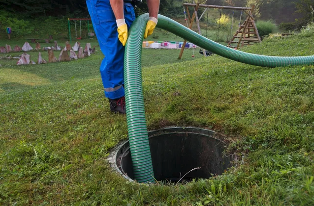 septic tank pump out Mackay