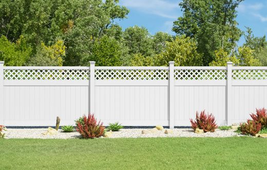 Lattice Top PVC Fence