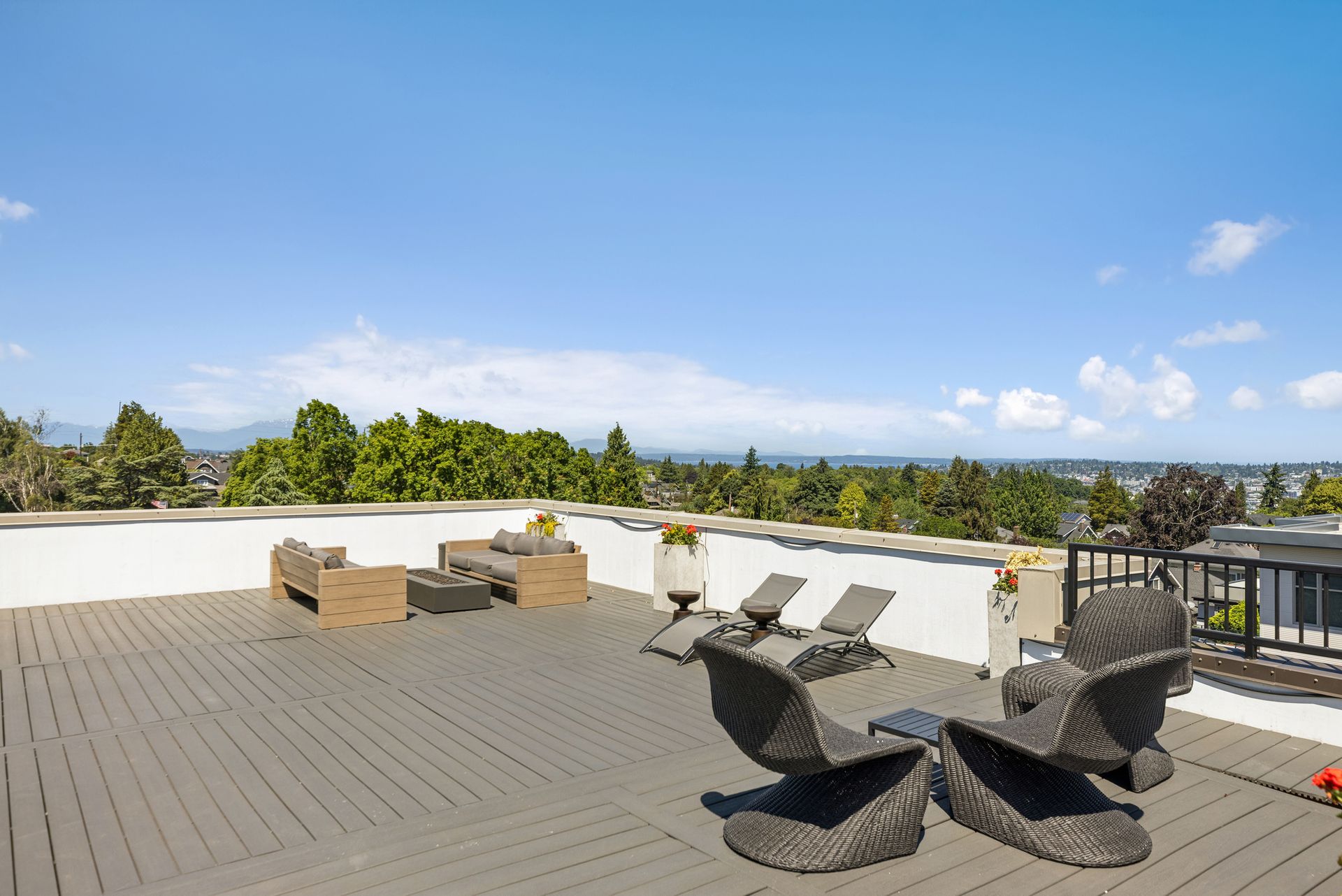 eden hill apartment rooftop deck
