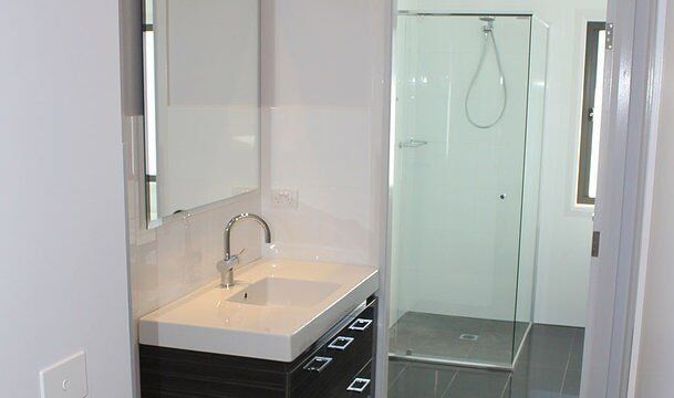 Glass Shower — Craig Allman Construction Pty Ltd In Fernhill, NSW