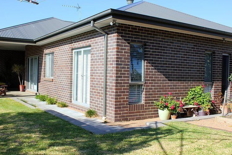 Front Lawn — Craig Allman Construction Pty Ltd In Fernhill, NSW