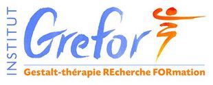 Logo de Grefor, avec un texte bleu et orange et une figure orange stylisée au-dessus du slogan.